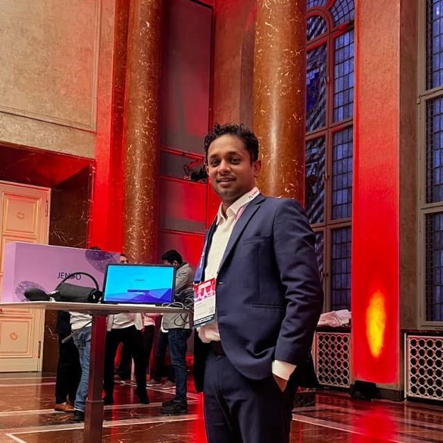 AsiaBerlin Summit networking moment 1